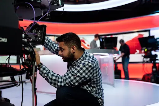 Green Screen w eventach hybrydowych: łączenie rzeczywistości wirtualnej i fizycznej